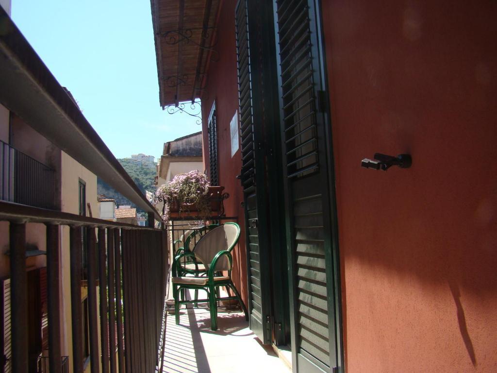 Sorrento Inn Guesthouse Экстерьер фото