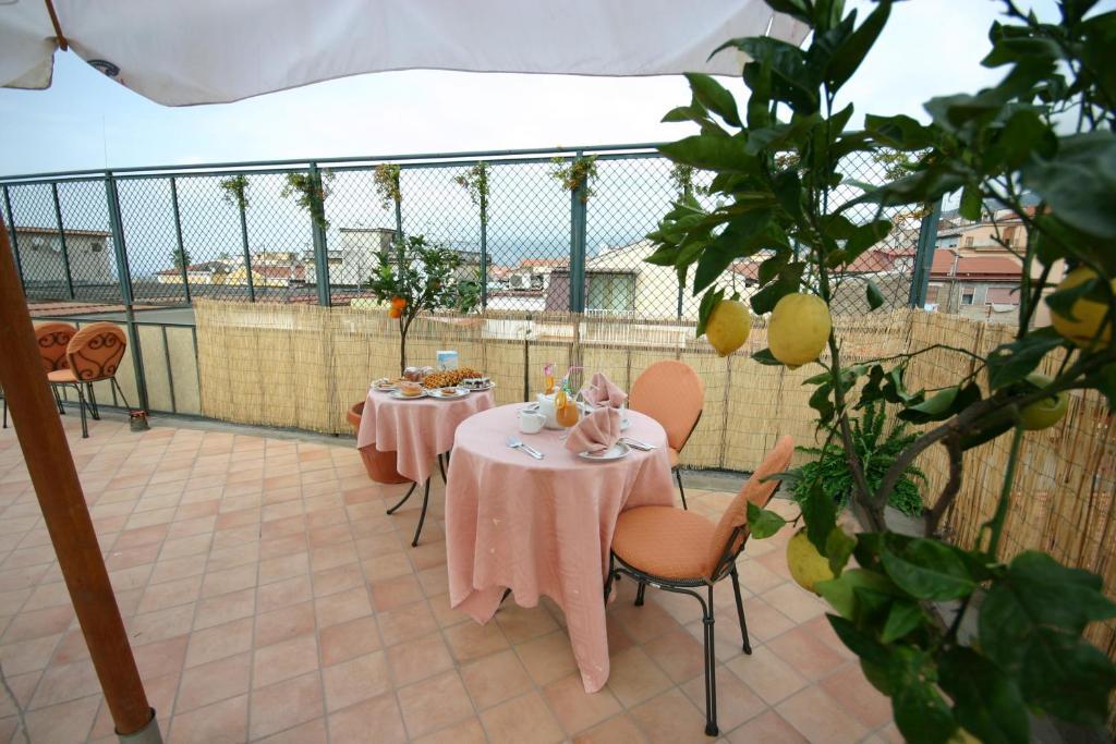 Sorrento Inn Guesthouse Экстерьер фото